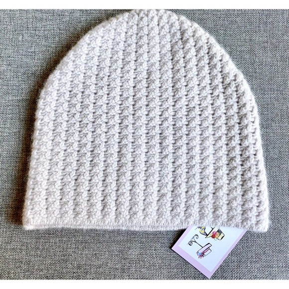 NWOT Arch4 London UK 100% Cashmere Pale Gray Knit Hat Beanie - Adult One Size - Picture 1 of 11